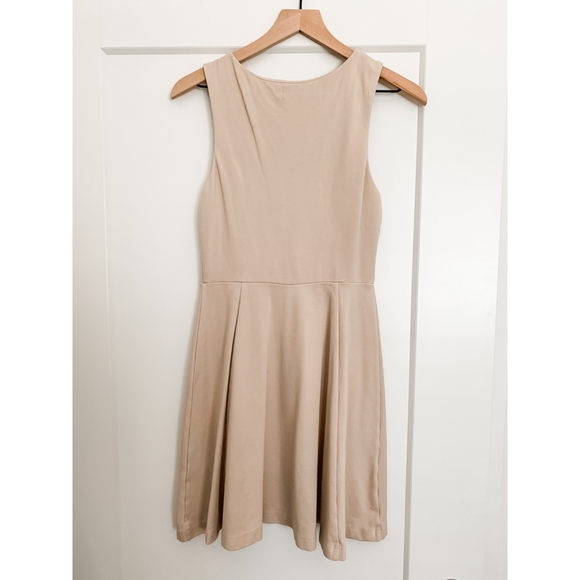 Express Dress - Picture 2 of 2